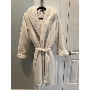 White thick Victoria’s Secret robe